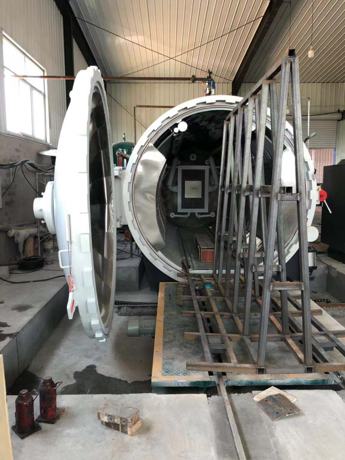 河北某玻璃科技公司現場