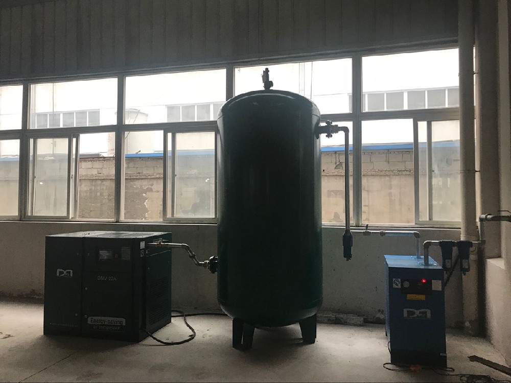江蘇常熟某建筑有限公司采購德蒙永磁式變頻螺桿空壓機案例