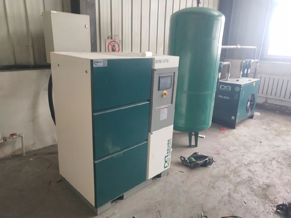 遼寧某科技股份有限公司選購德蒙DHV-37G壓縮機